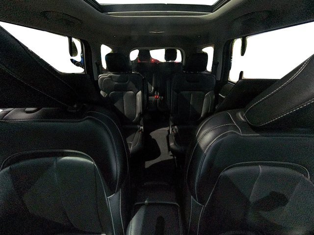 Used 2023 Jeep Grand Cherokee L Limited w/ Luxury Tech Group II AWD/4WD image 39