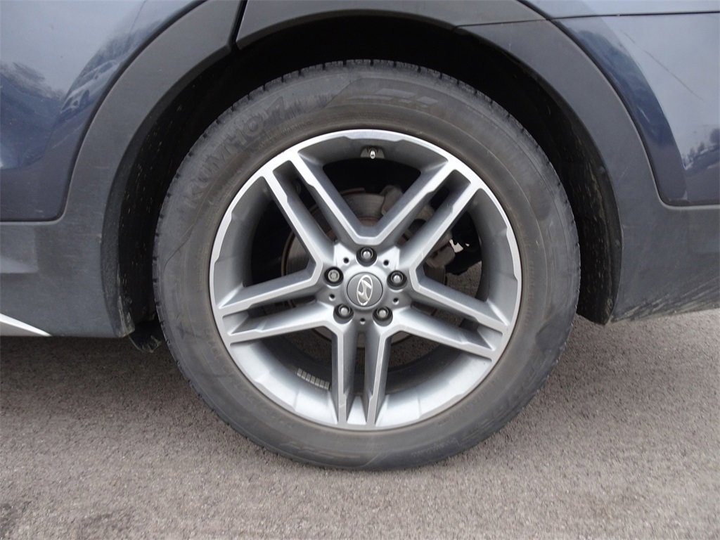 Used 2019 Hyundai Santa Fe XL image 7