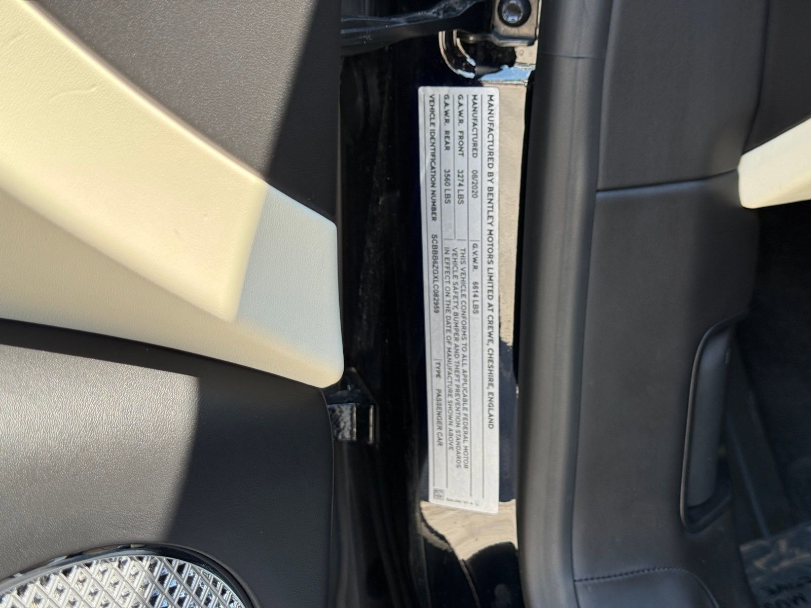 Used 2020 Bentley Flying Spur W12 image 48