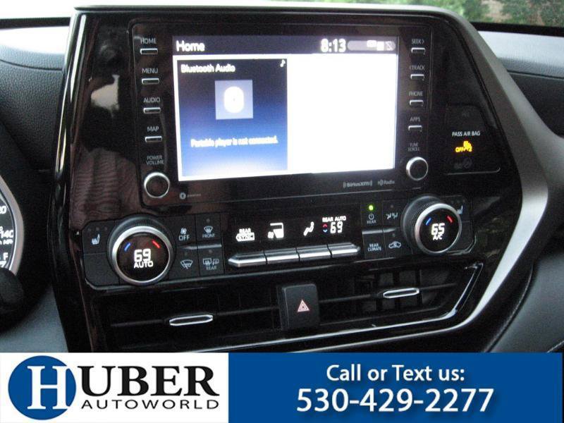 Used 2022 Toyota Highlander XLE AWD/4WD image 8