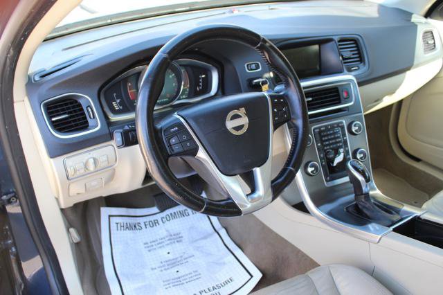 Used 2014 Volvo S60 T5 image 11