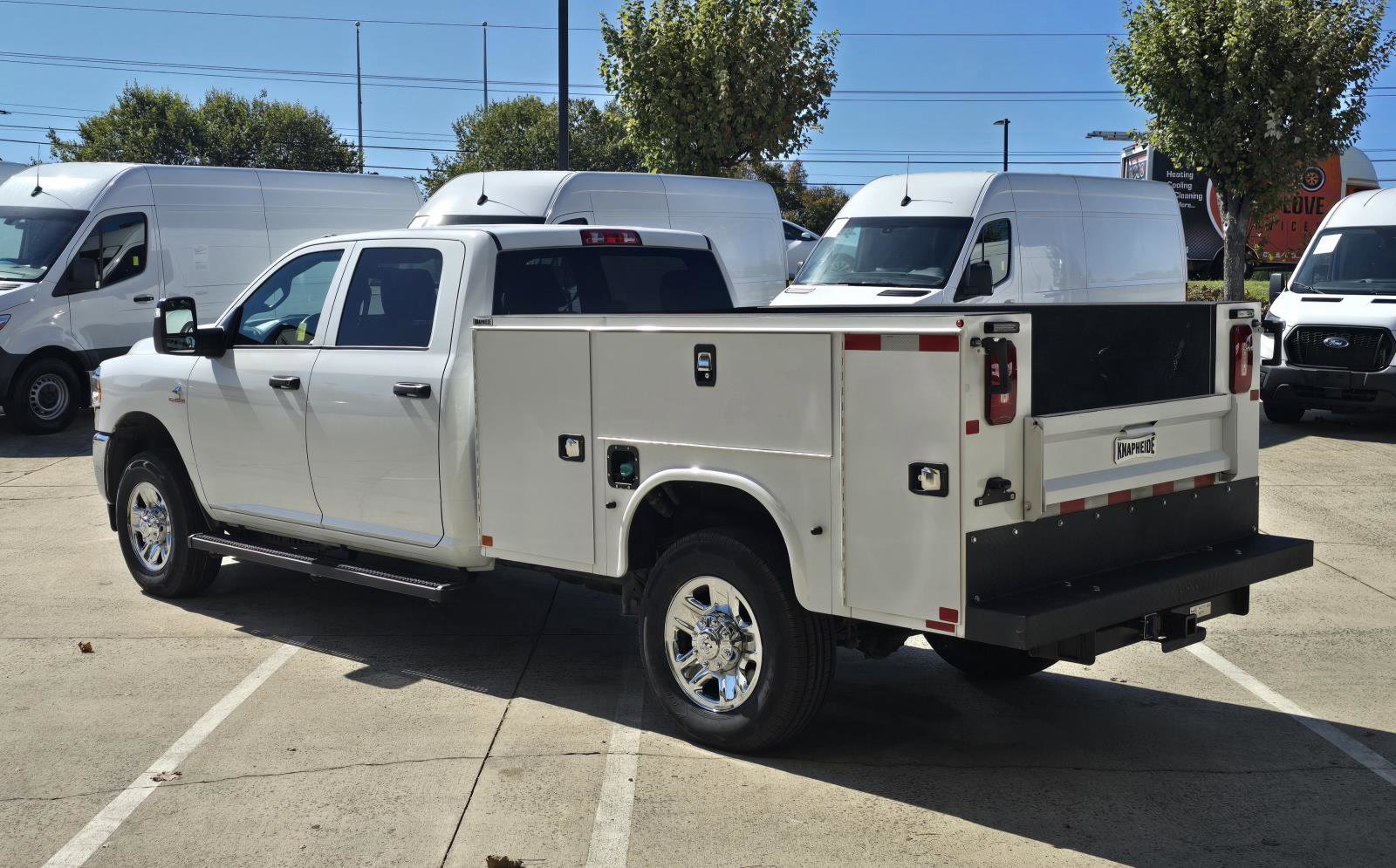 Used 2024 RAM 2500 Tradesman w/ Chrome Appearance Group image 6