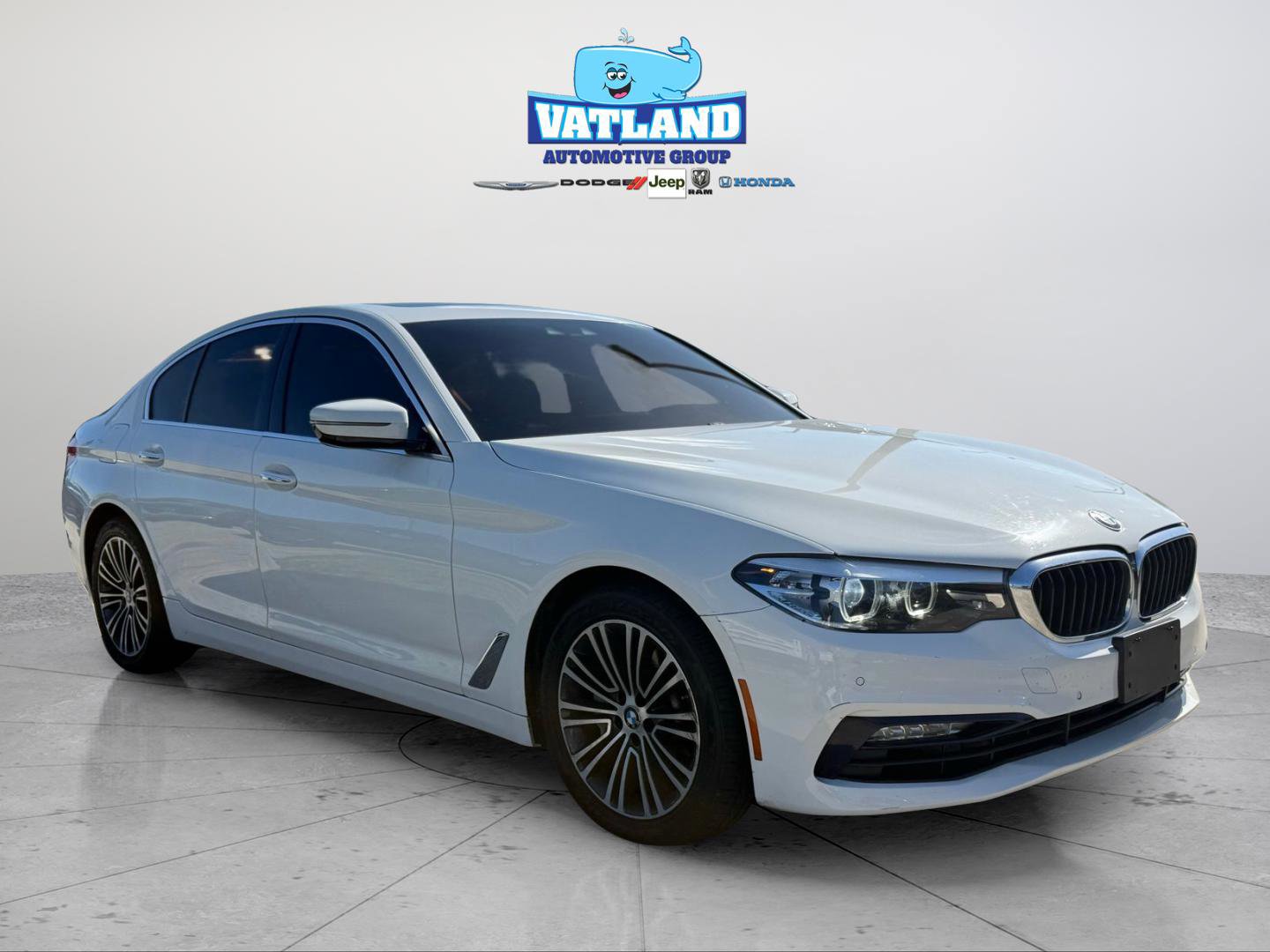 Used 2018 BMW 530i xDrive image 39