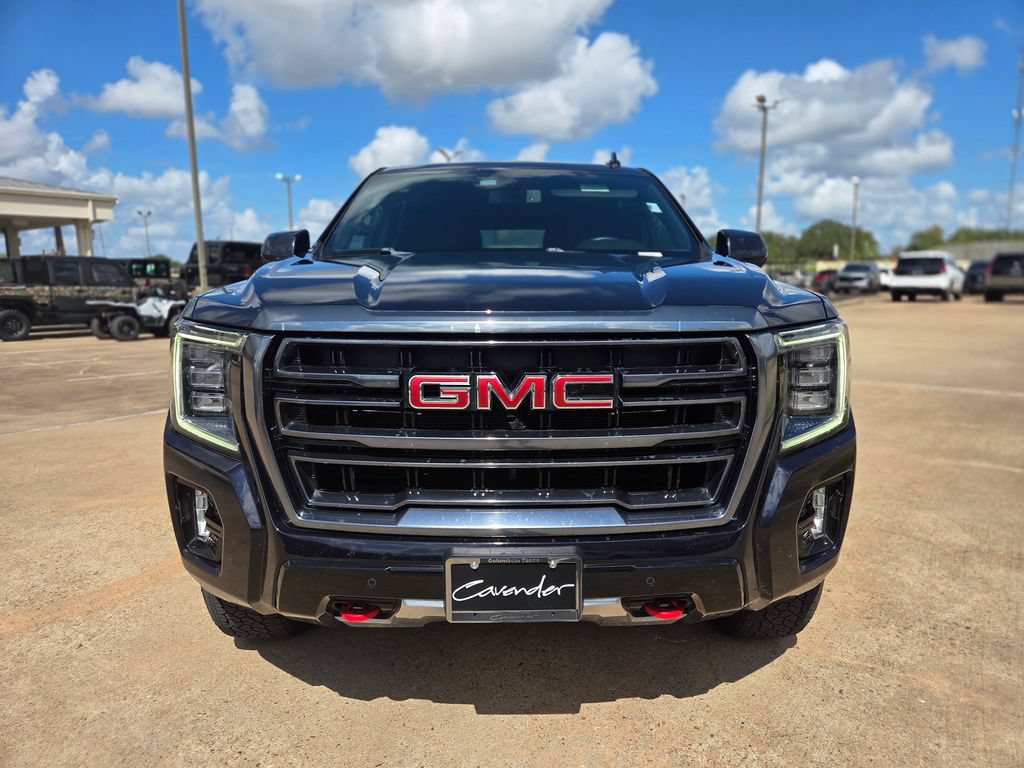 Used 2022 GMC Yukon AT4 AWD/4WD image 2