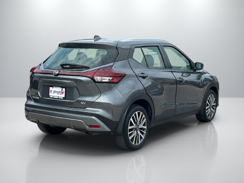 Used 2023 Nissan Kicks SV FWD image 5