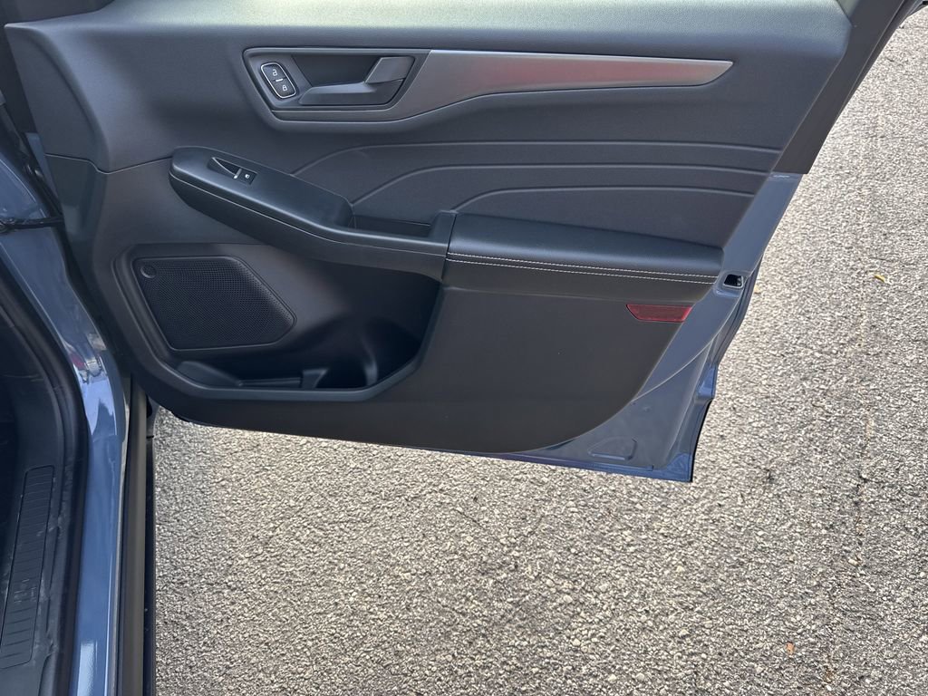 New 2026 Ford Escape Active image 14