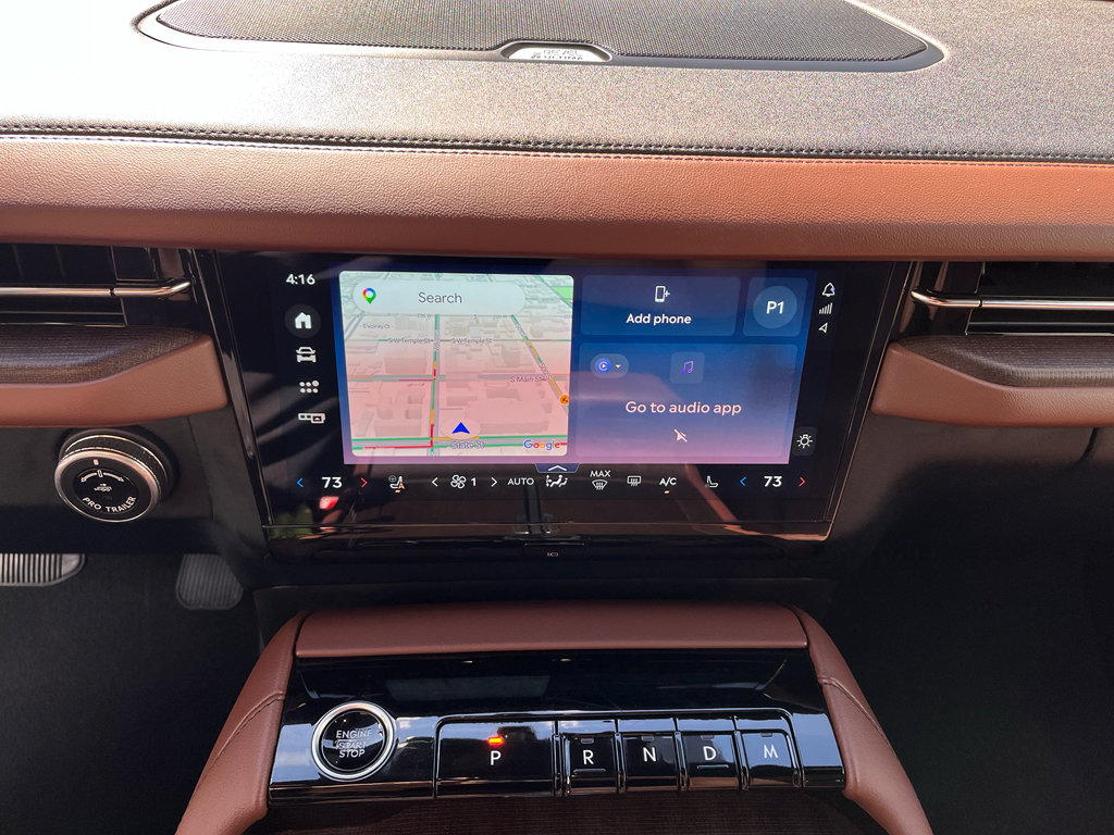 Used 2025 Lincoln Navigator Reserve image 24