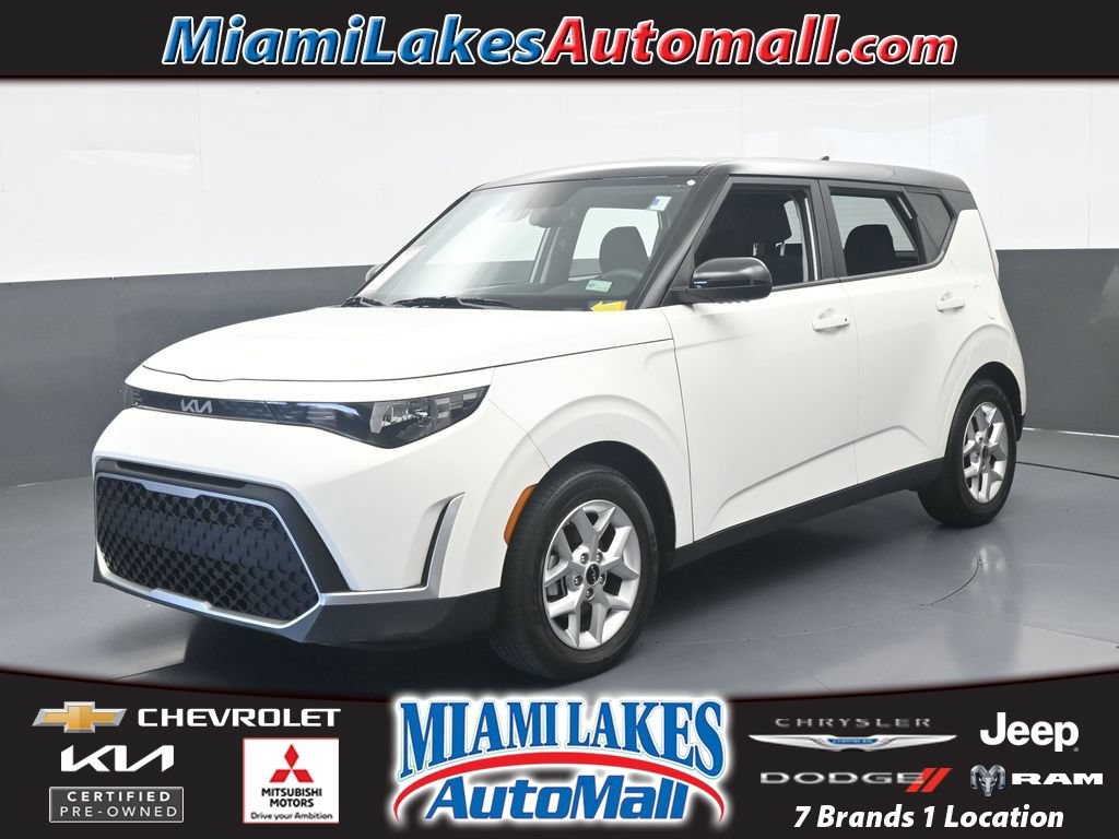 Used 2024 Kia Soul S FWD image 1