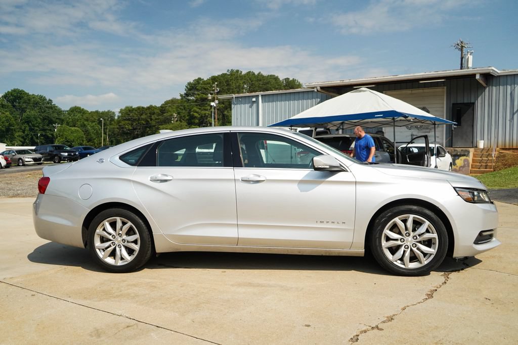 Used 2020 Chevrolet Impala LT FWD image 3