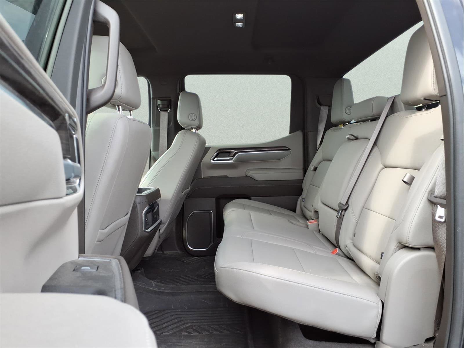 Certified 2023 Chevrolet Silverado 1500 LTZ image 11