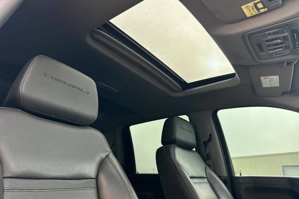 Used 2021 GMC Sierra 2500 Denali w/ Denali Ultimate Package image 16