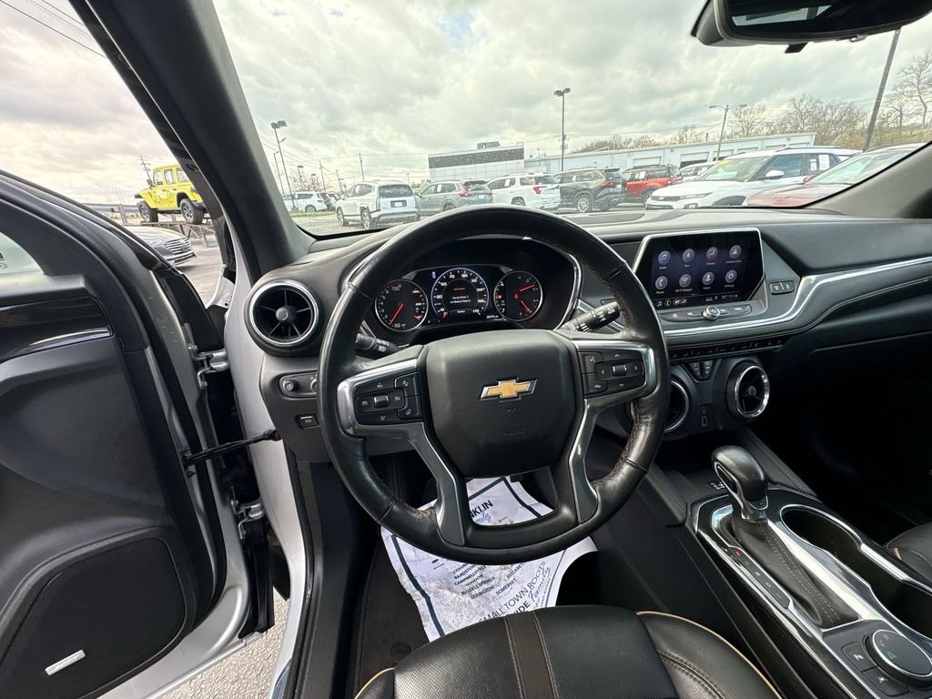 Used 2019 Chevrolet Blazer Premier w/ Sun and Wheels Package image 11