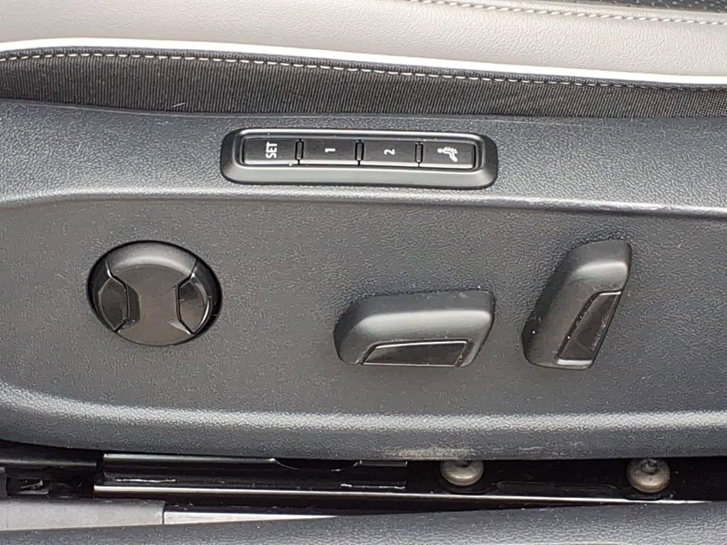 Used 2021 Volkswagen Arteon SEL Premium AWD/4WD image 13