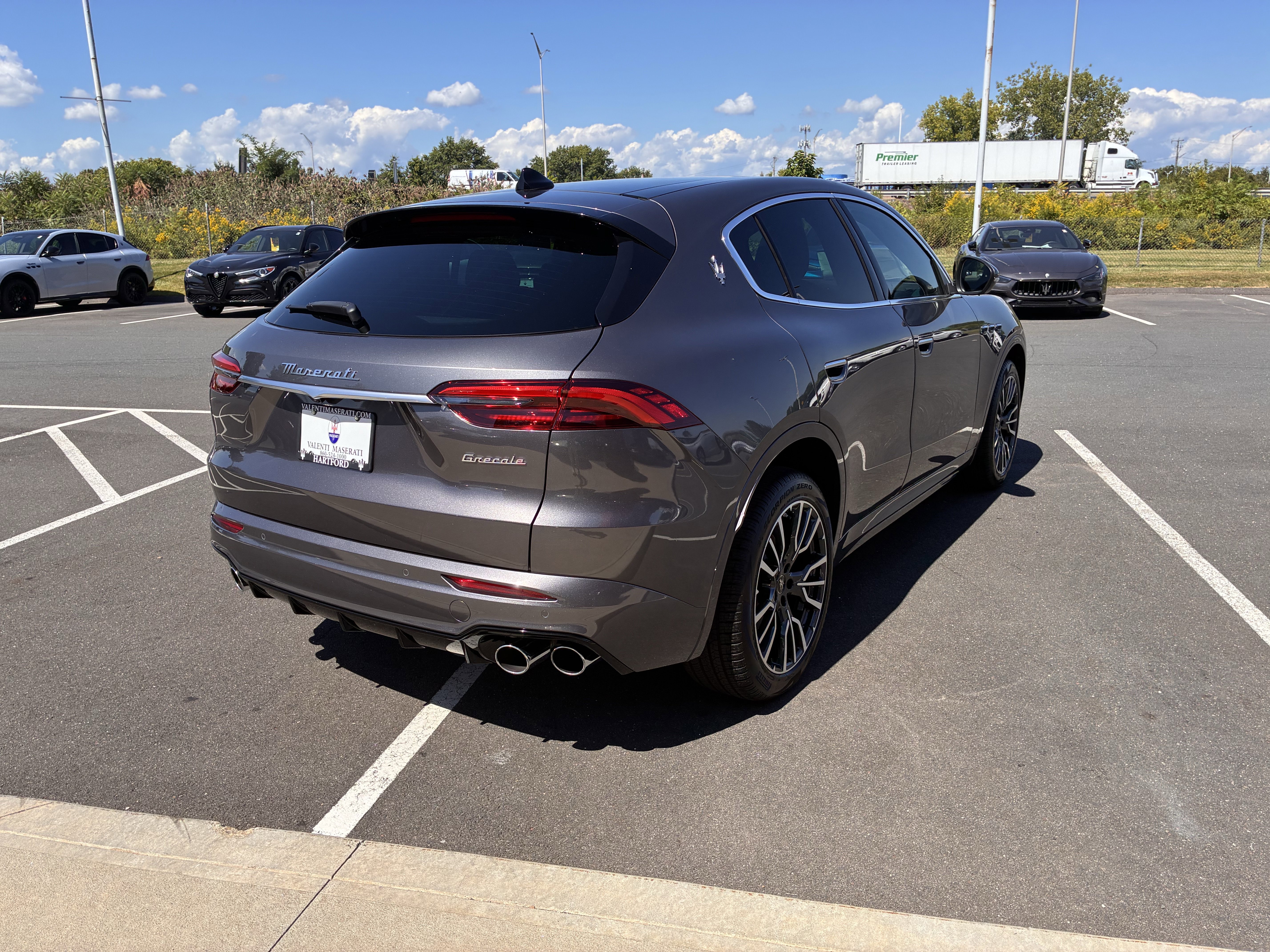 New 2025 Maserati Grecale GT image 7