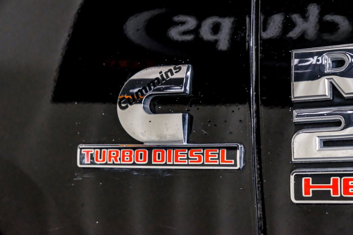 Used 2017 RAM 2500 Tradesman w/ Chrome Appearance Group image 40