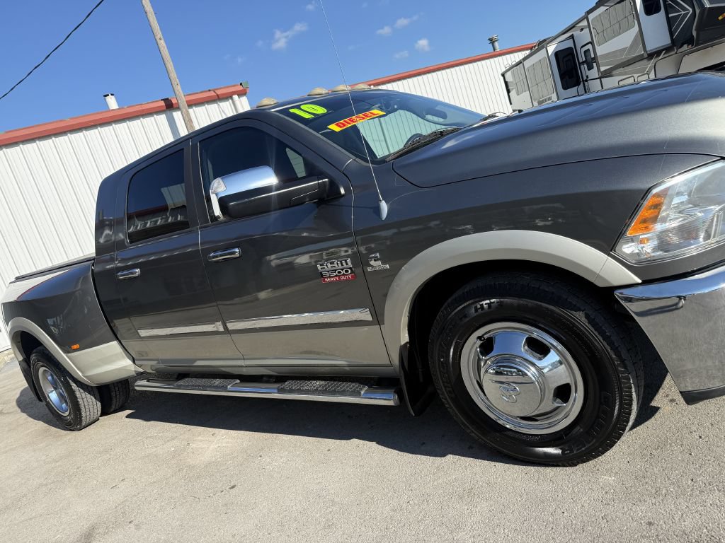 Used 2010 Dodge Ram 3500 Truck Laramie w/ Chrome Accents Group RWD image 16