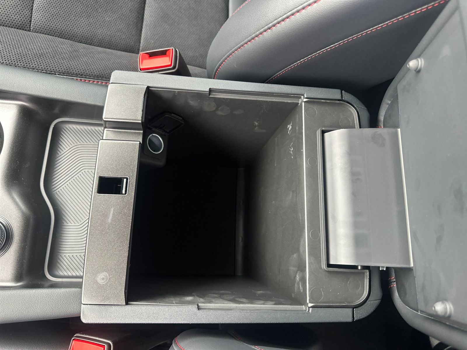 New 2026 Ford Explorer ST image 25