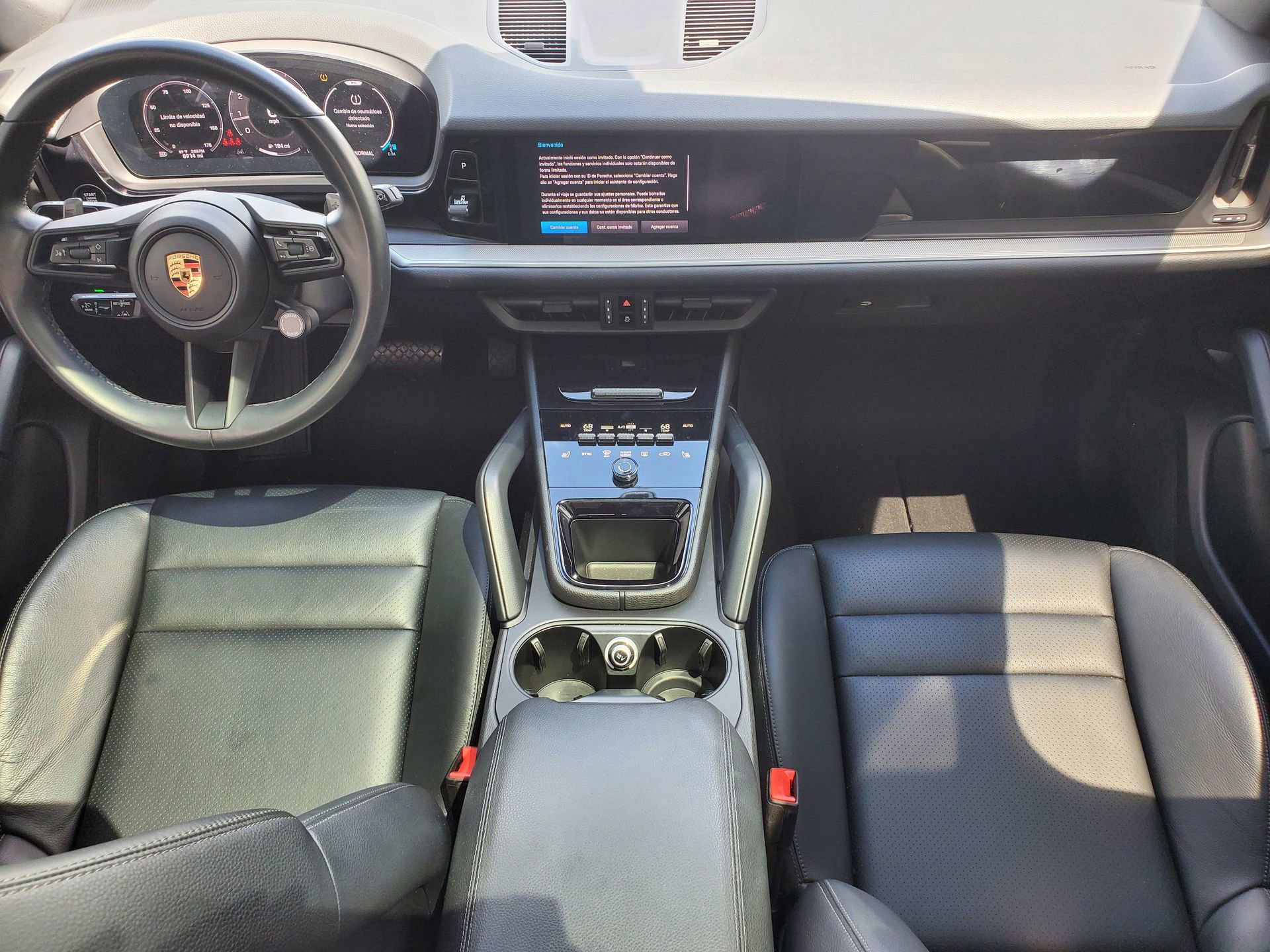 Used 2024 Porsche Cayenne AWD/4WD image 13