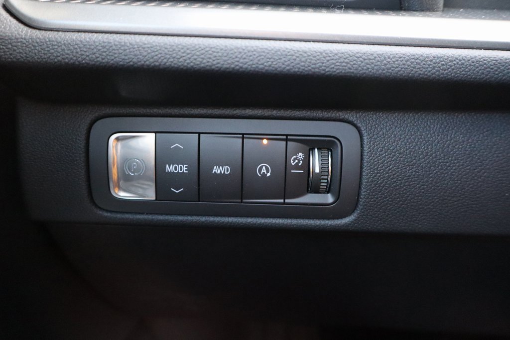 New 2026 Chevrolet Traverse LT image 17