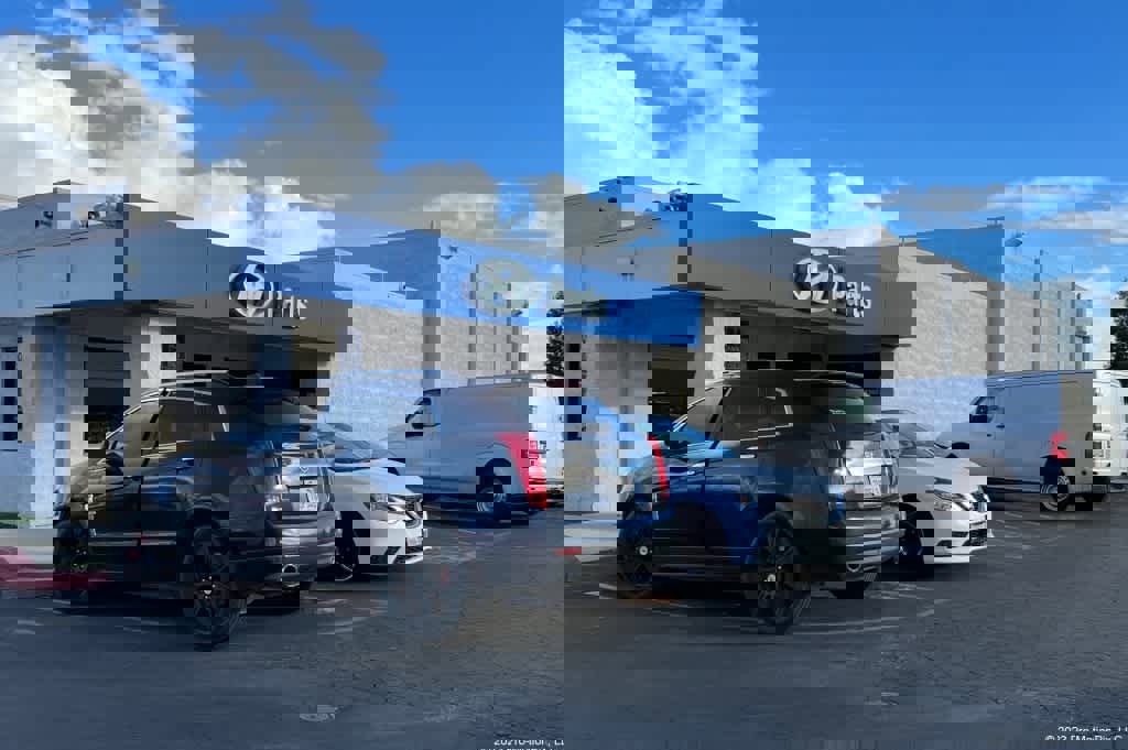 New 2025 Hyundai Elantra SEL image 32