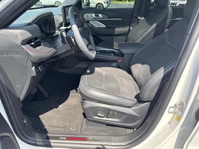 Used 2025 Ford Explorer ST w/ Sun And Sound Package AWD/4WD image 8