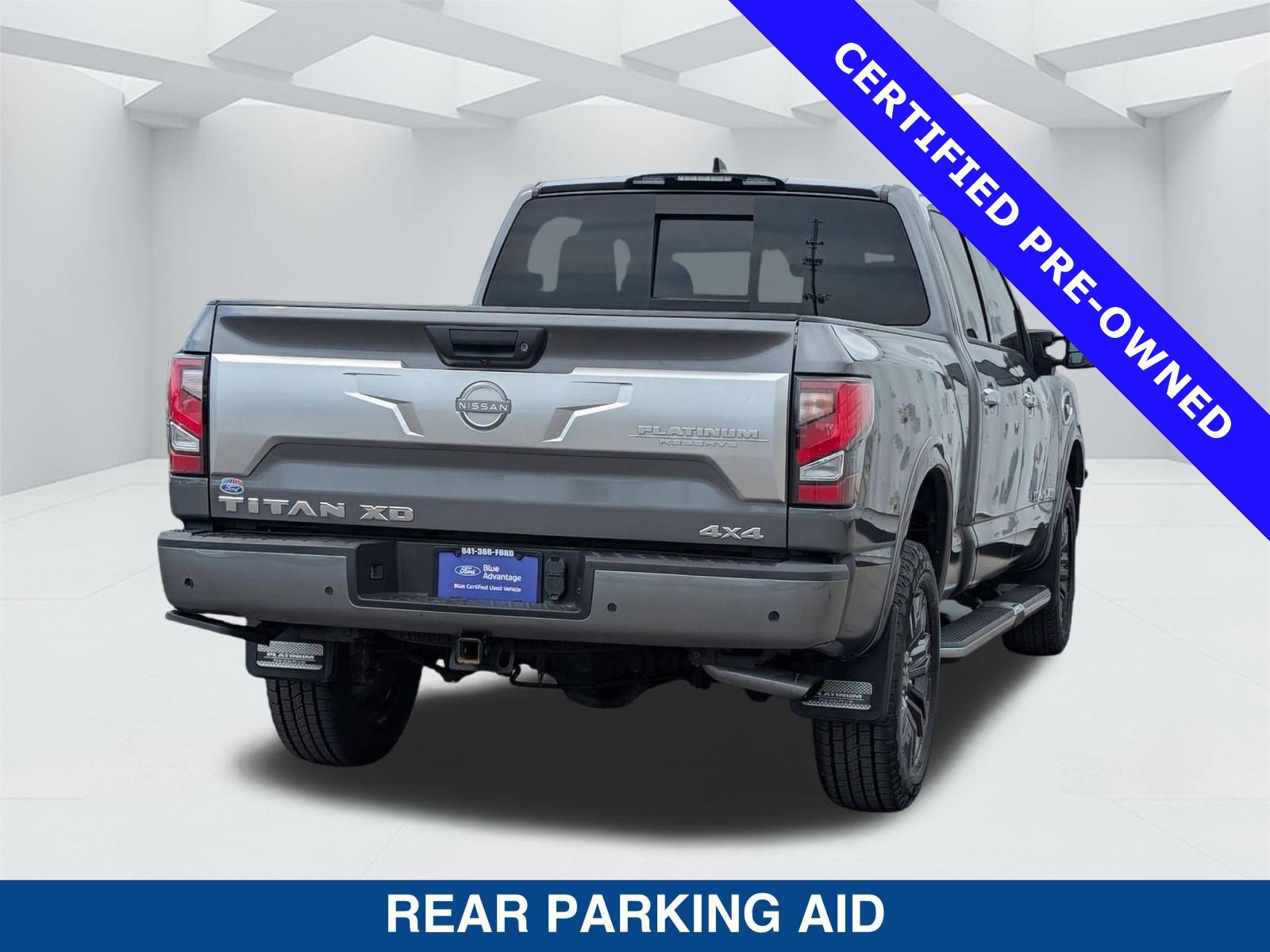 Used 2023 Nissan Titan Platinum Reserve w/ Moonroof Package image 4