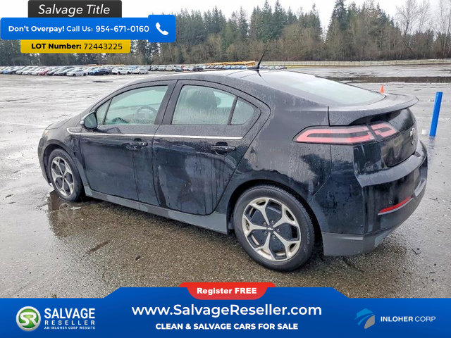 Used 2014 Chevrolet Volt w/ Enhanced Safety Package 1 image 3
