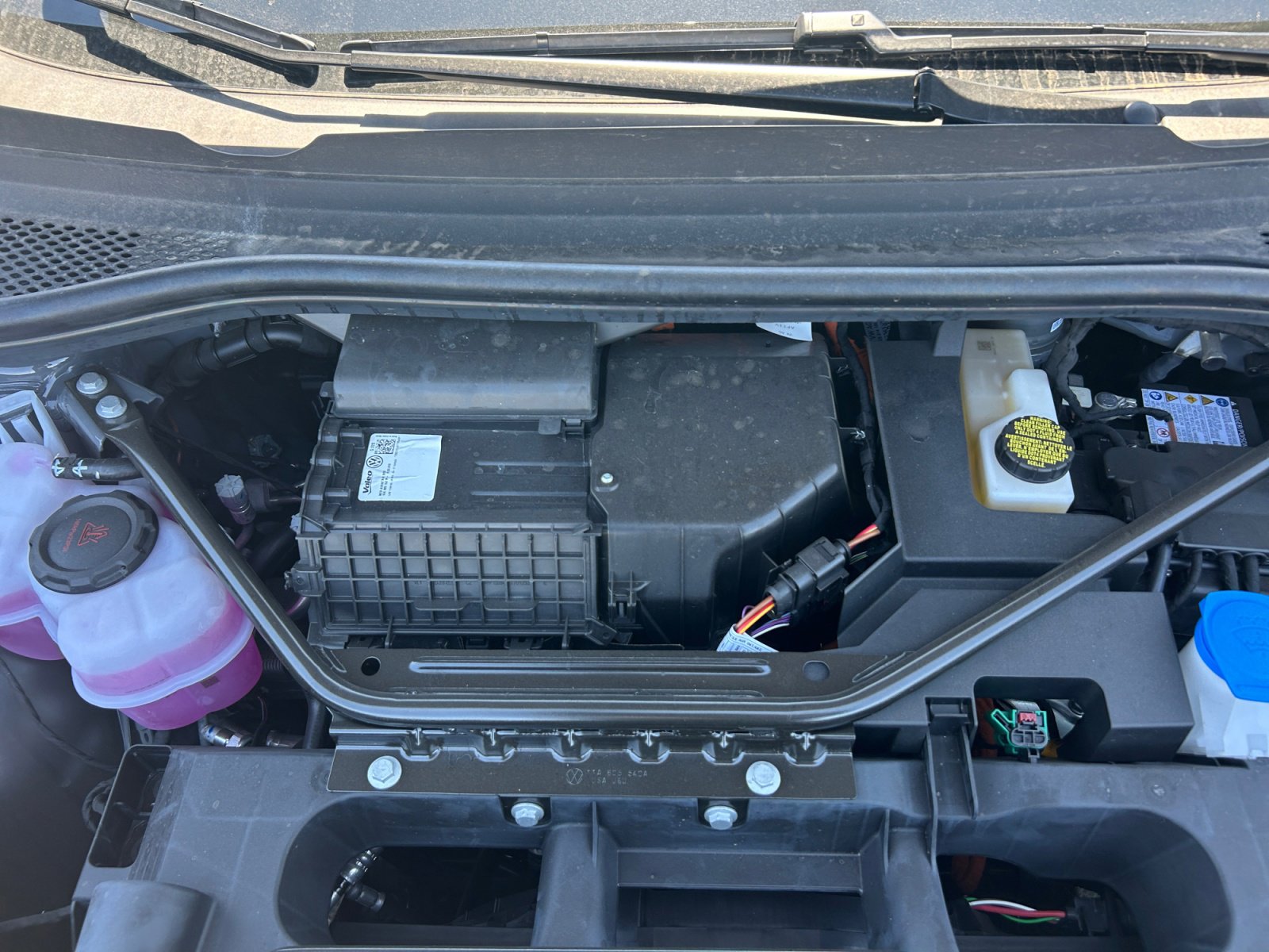 New 2025 Volkswagen ID.4 Pro RWD image 20
