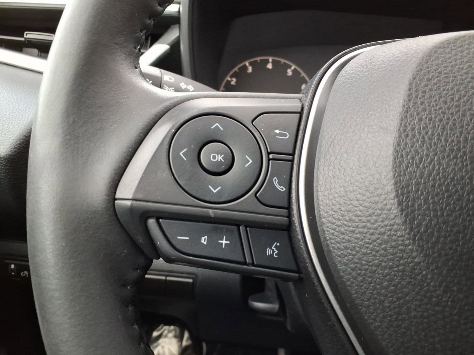 Certified 2023 Toyota Corolla SE w/ SE Premium Package image 20