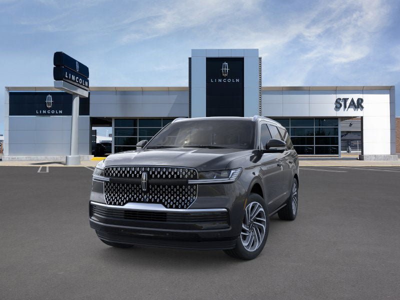 New 2026 Lincoln Navigator Reserve AWD/4WD image 2