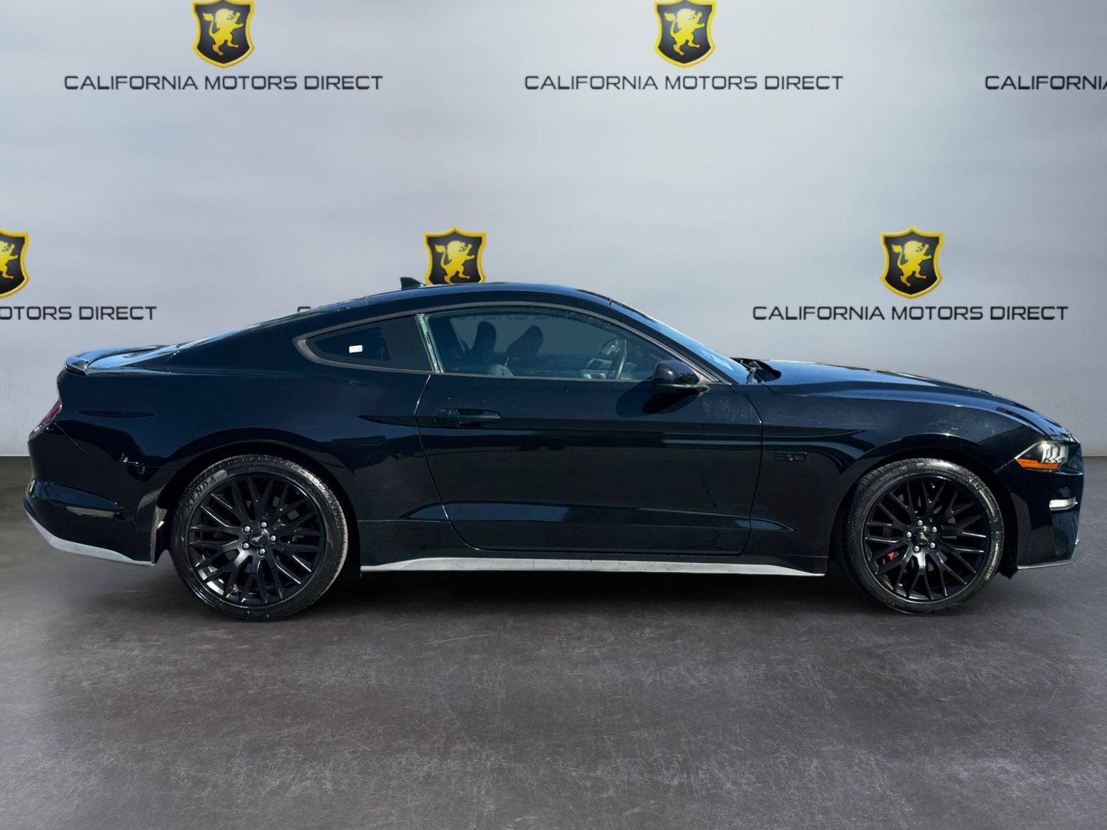 Used 2020 Ford Mustang GT w/ Black Accent Package RWD image 6