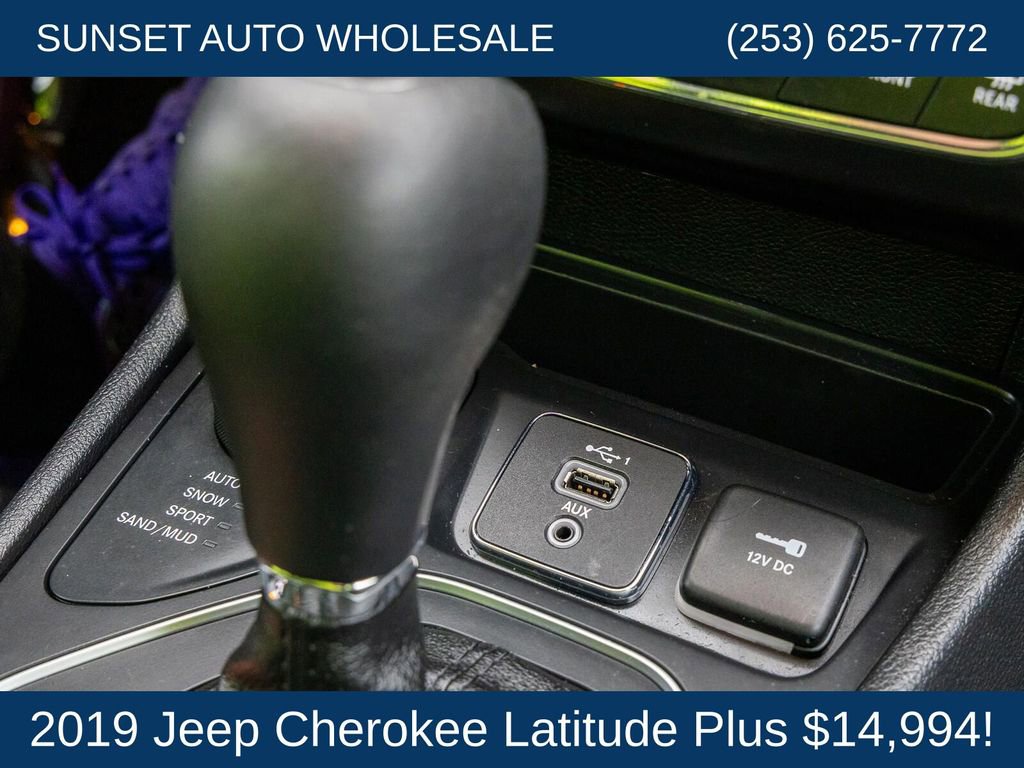 Used 2019 Jeep Cherokee Latitude Plus image 58