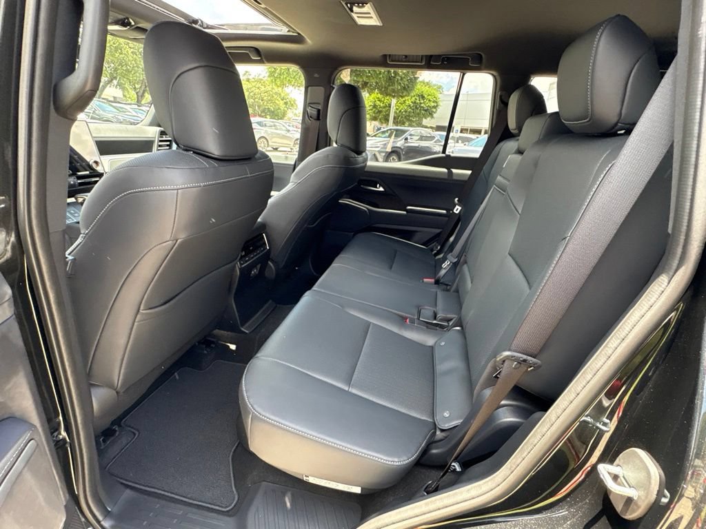 Certified 2026 Lexus GX 550 w/ Cold Area Package AWD/4WD image 21