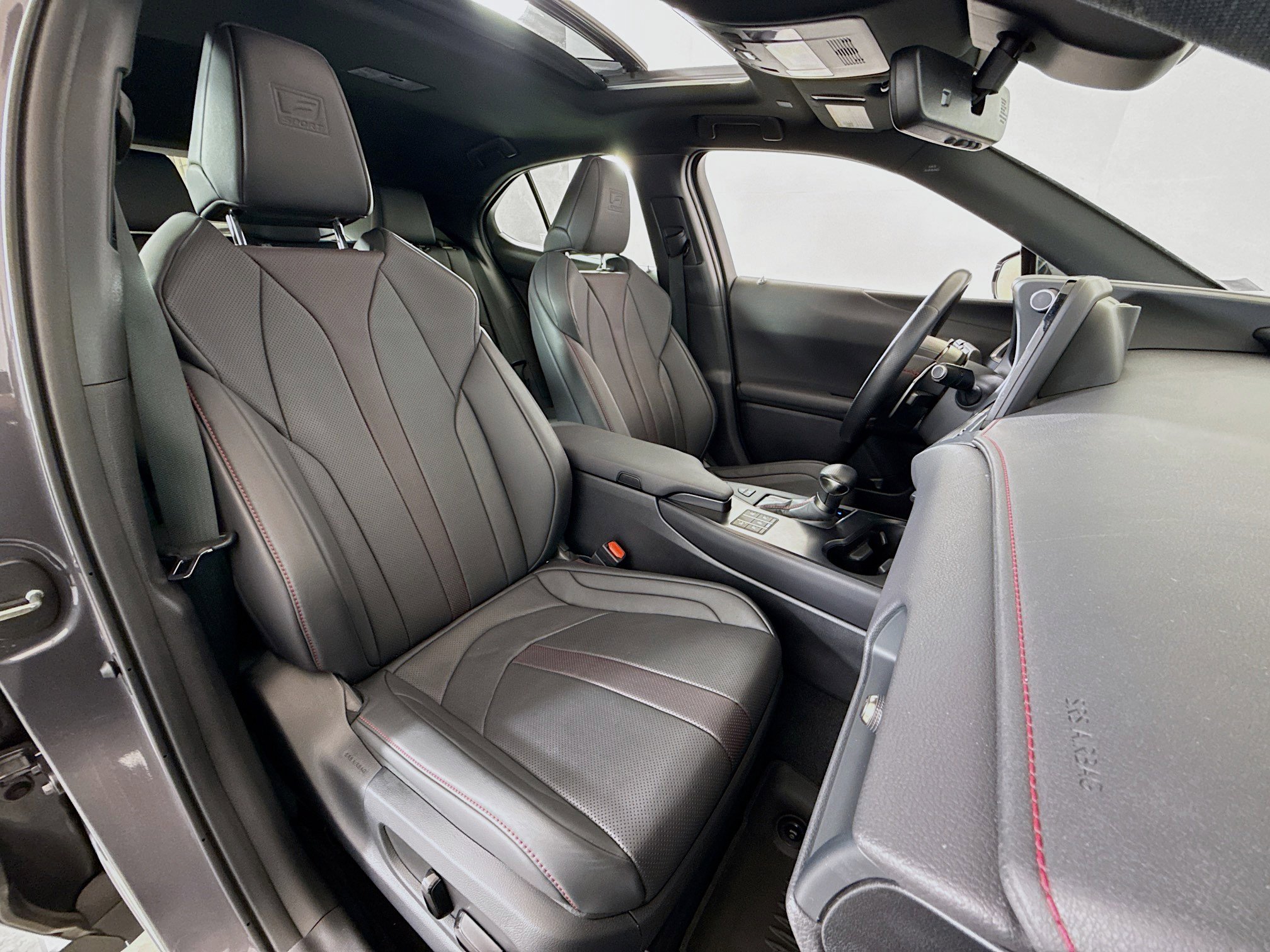 Used 2023 Lexus UX 250h F Sport image 27