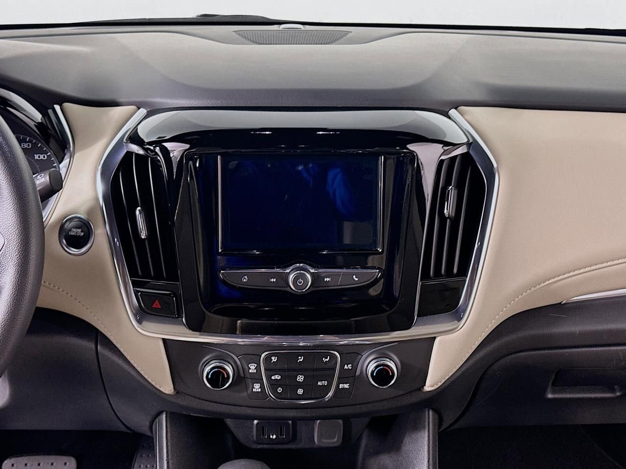 Used 2023 Chevrolet Traverse LS image 38