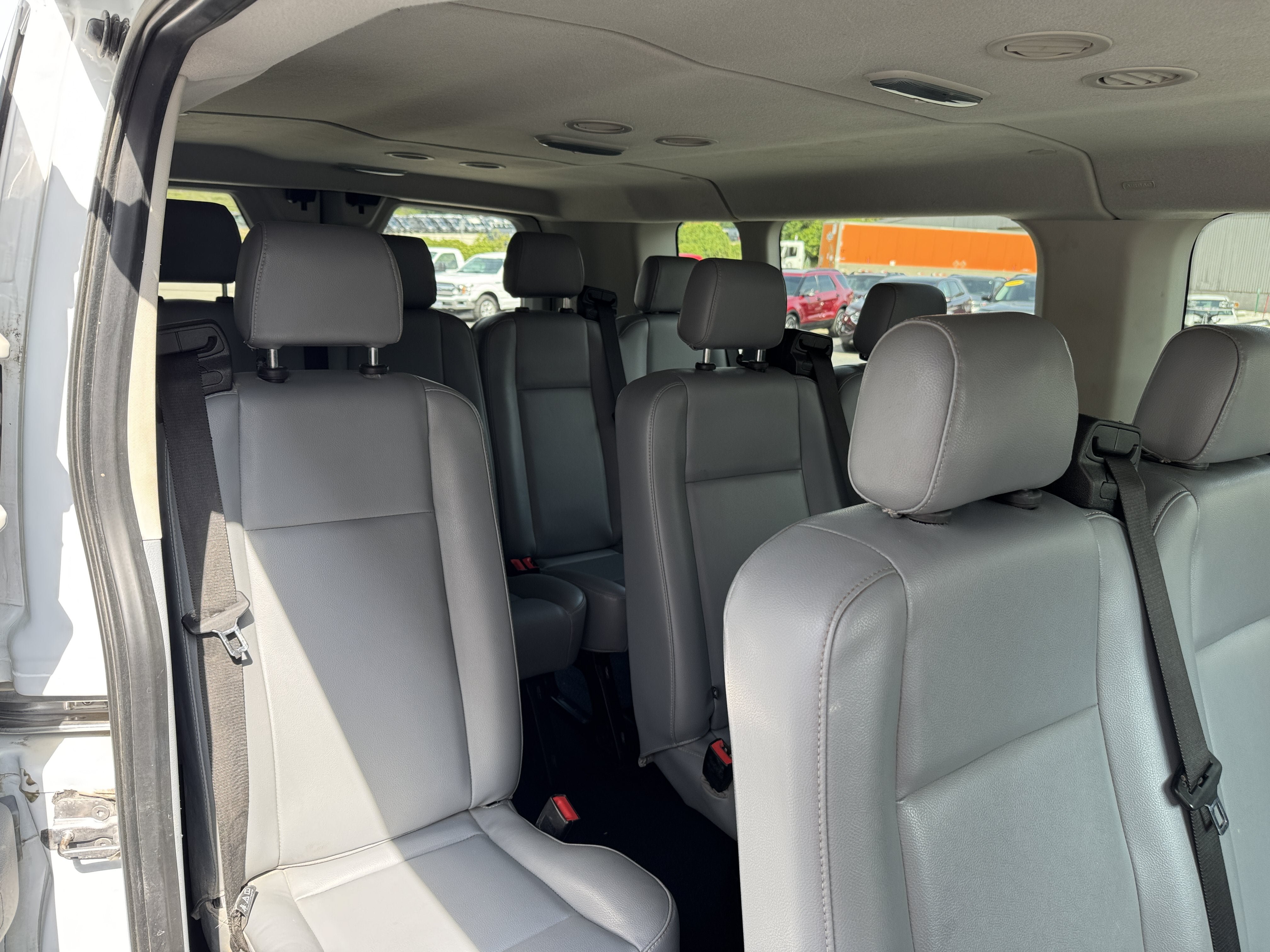 Used 2016 Ford Transit 350 XL RWD image 23