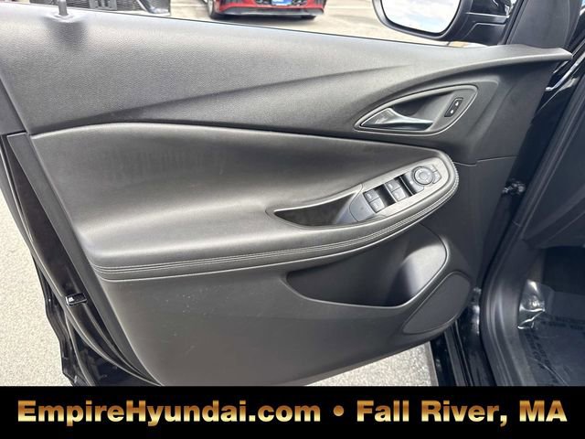 Used 2024 Buick Encore GX Sport Touring image 17