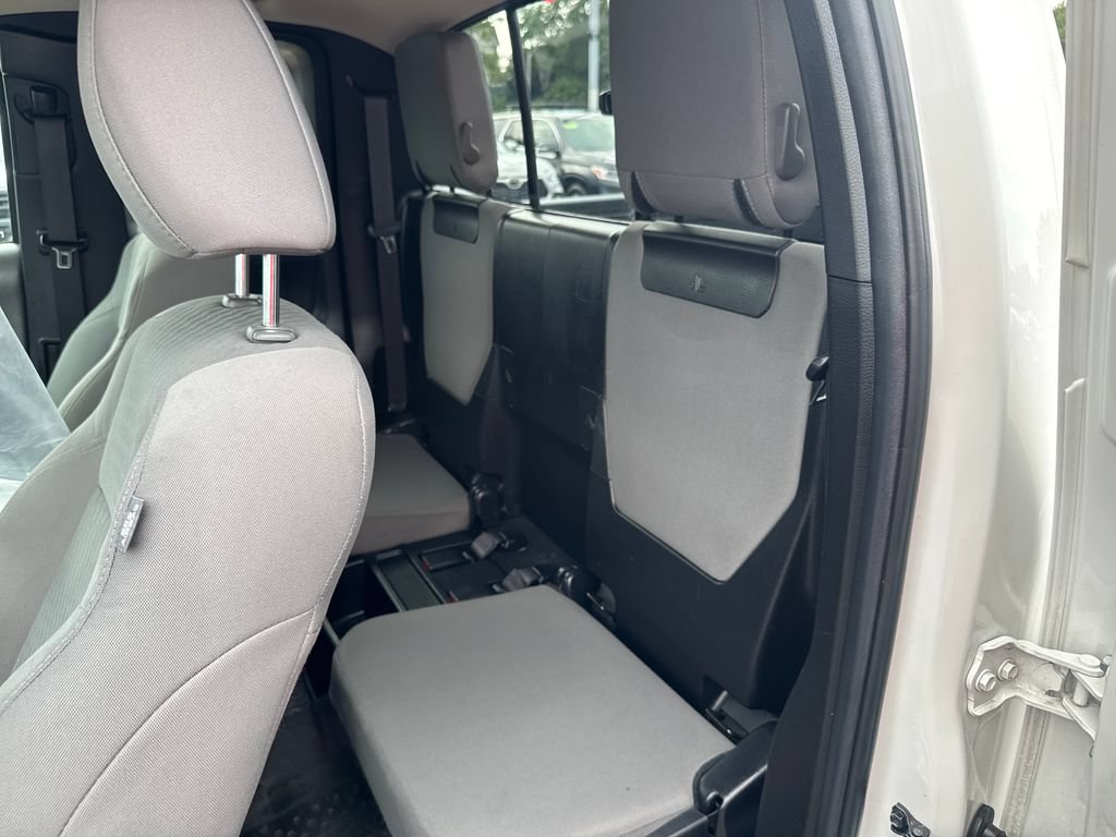 Used 2022 Toyota Tacoma SR5 RWD image 35