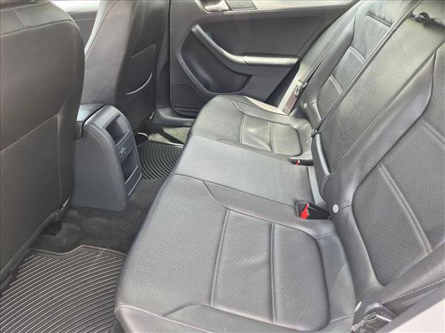 Used 2017 Volkswagen Jetta SE FWD image 18
