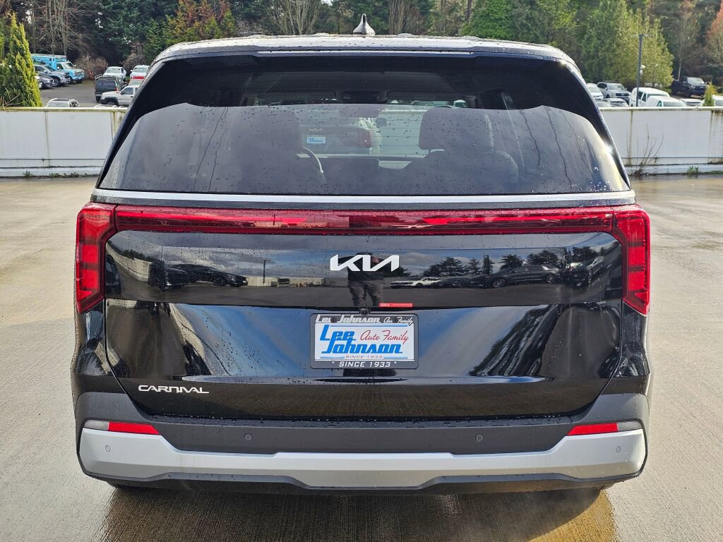 New 2026 Kia Carnival image 6