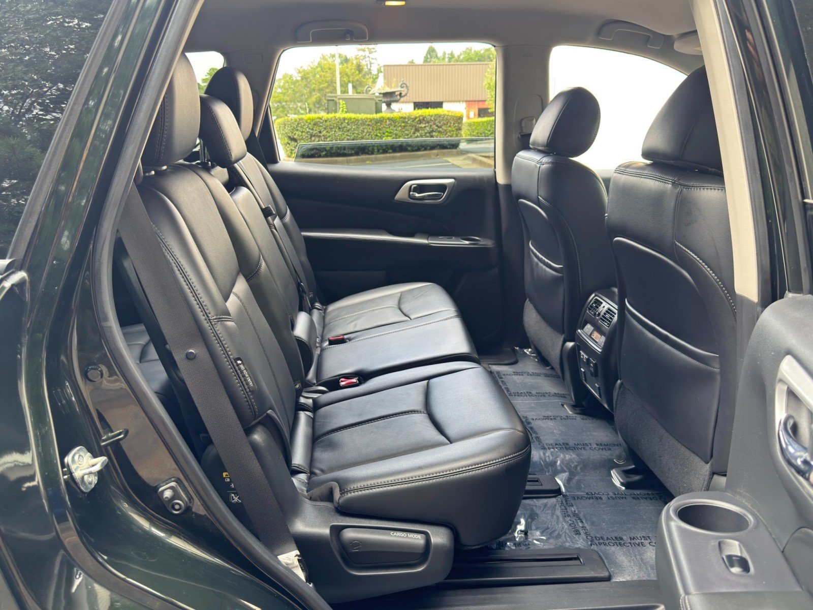 Used 2019 Nissan Pathfinder SL AWD/4WD image 42