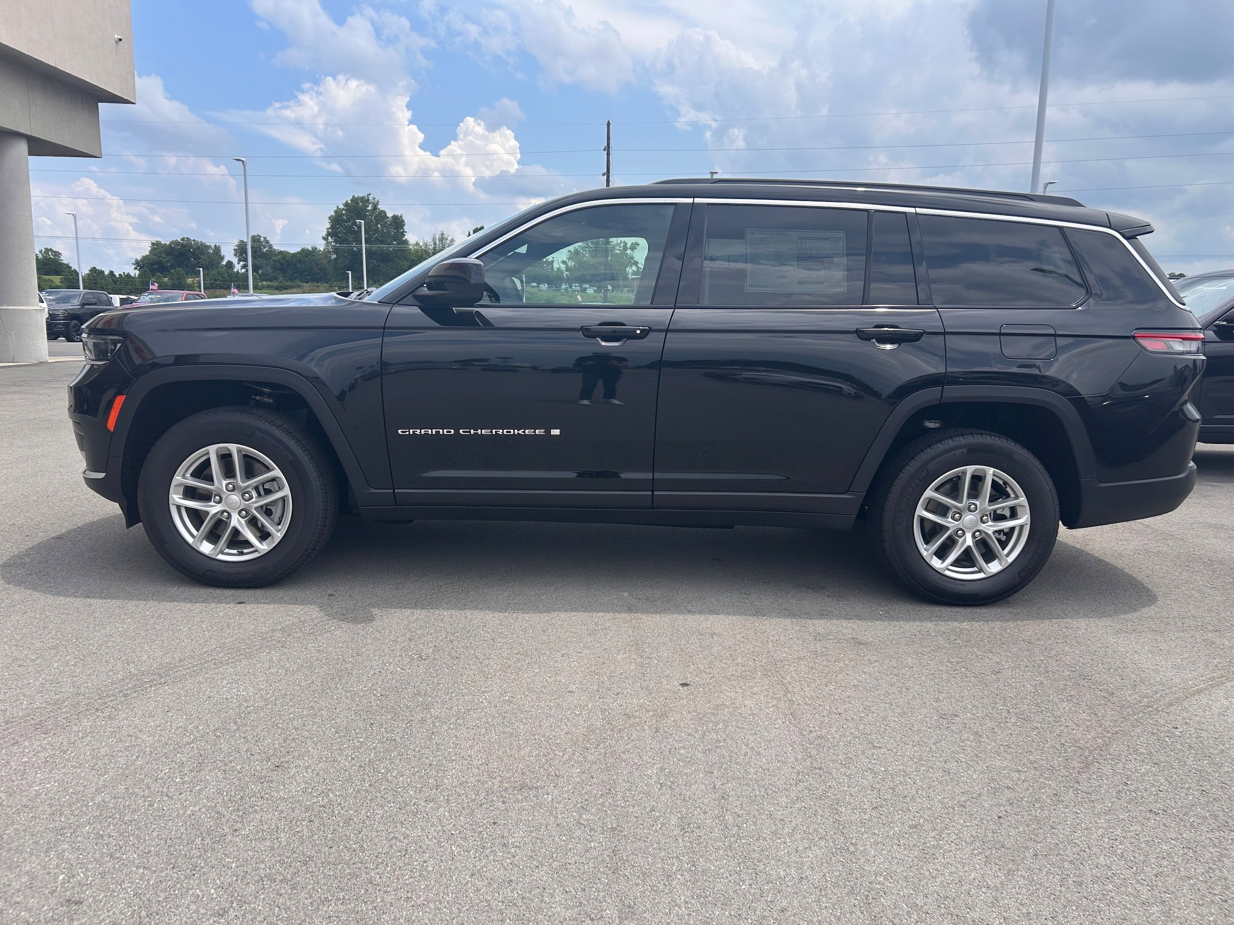New 2026 Jeep Grand Cherokee L 4WD image 6