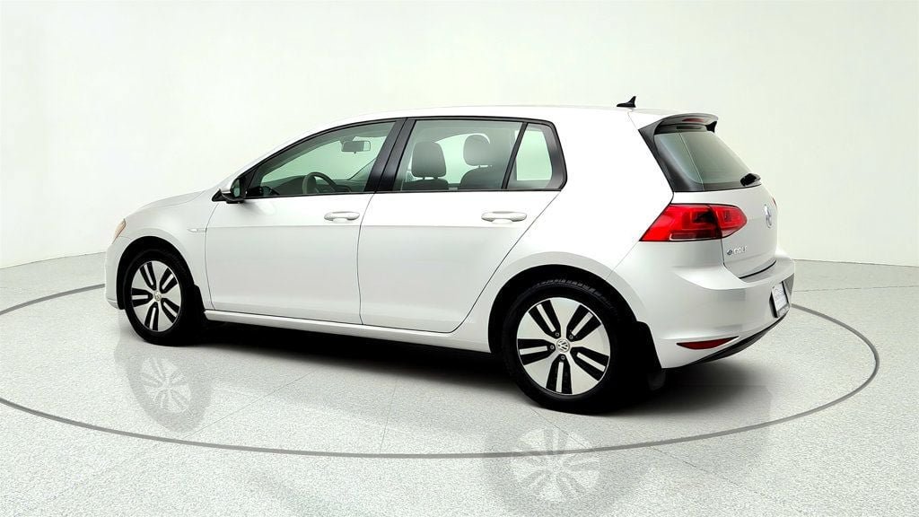 Used 2016 Volkswagen e-Golf SE FWD image 7