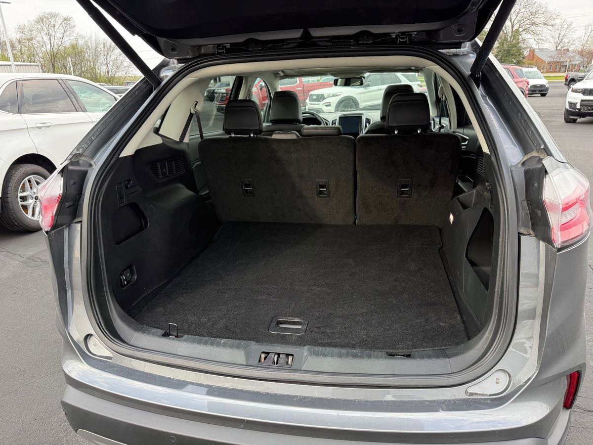 Used 2024 Ford Edge SEL w/ Convenience Package image 12