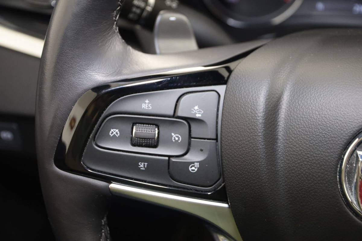 Used 2023 Buick Enclave Essence AWD/4WD image 33
