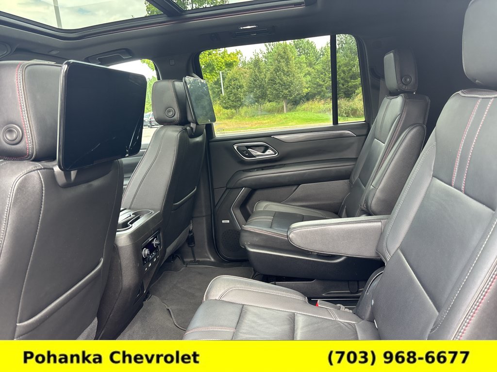 Used 2021 Chevrolet Suburban RST w/ Luxury Package AWD/4WD image 25