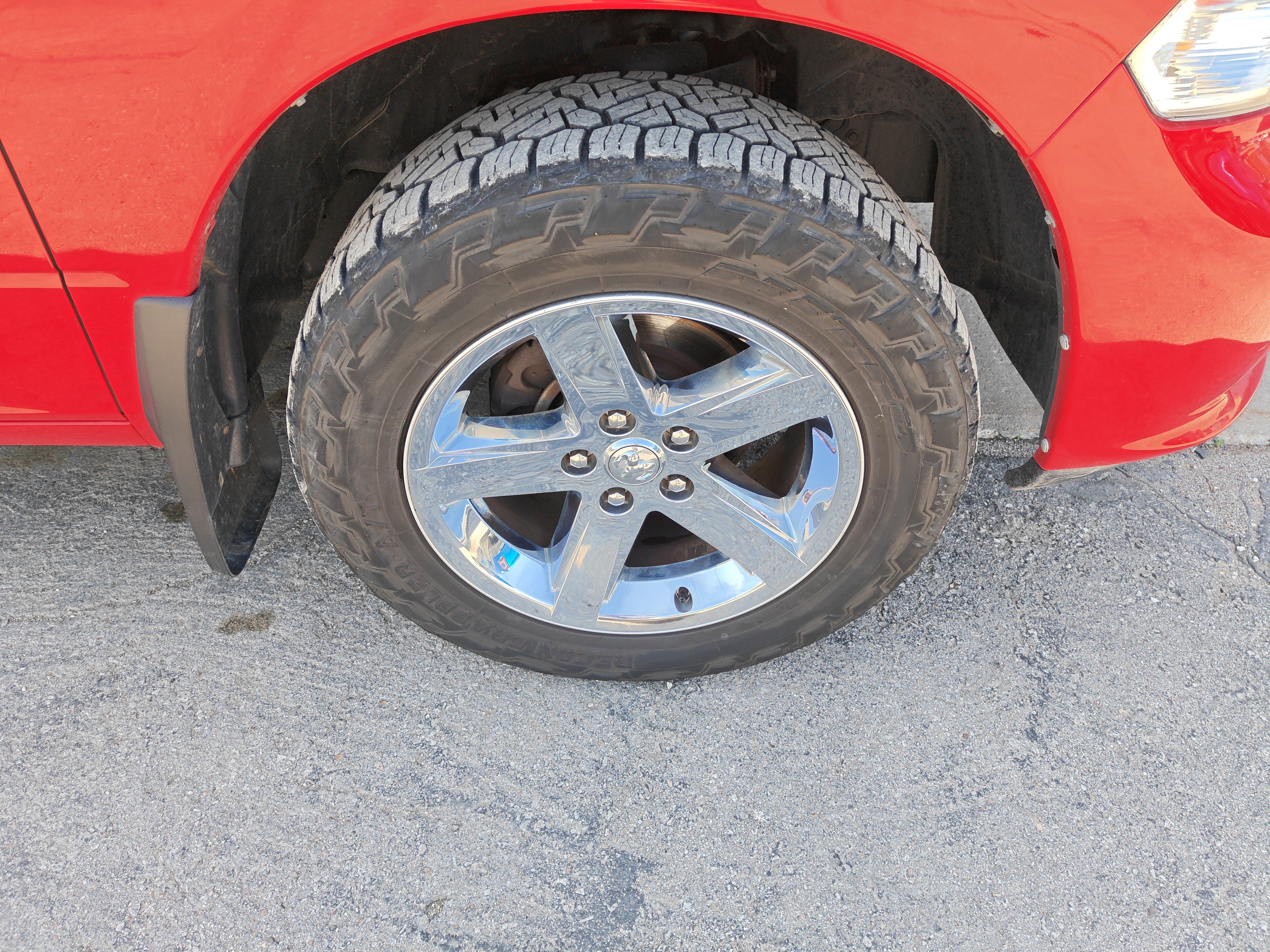 Used 2014 RAM 1500 Express AWD/4WD image 3