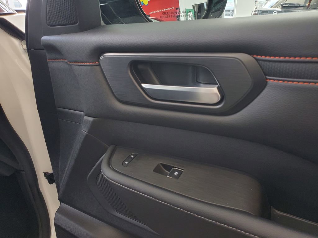 New 2025 Nissan Armada PRO-4X image 17