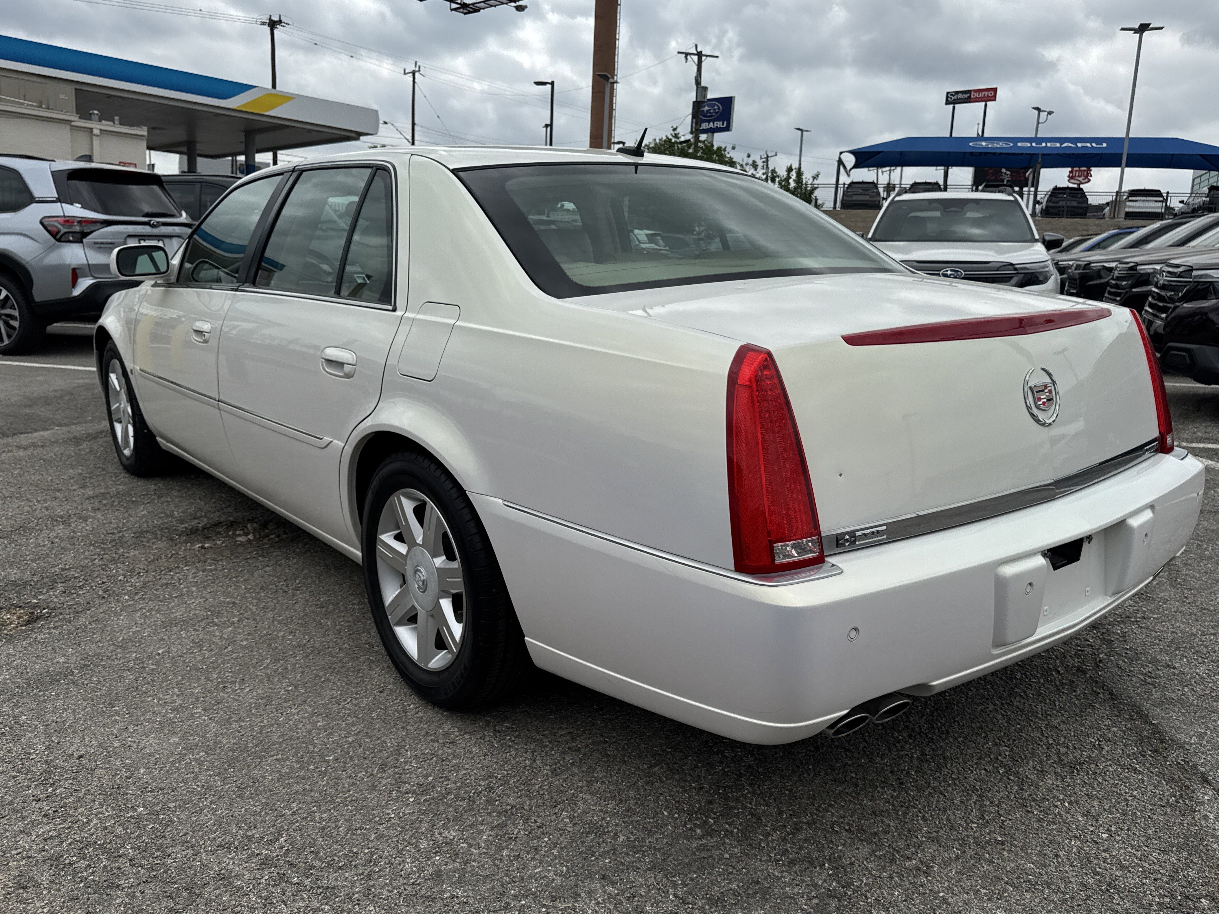 Used 2006 Cadillac DTS image 5