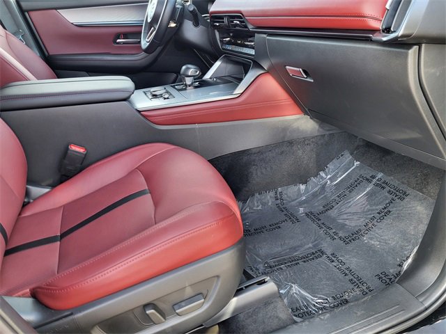 Used 2025 MAZDA CX-70 3.3 Turbo S w/ Premium Package image 19